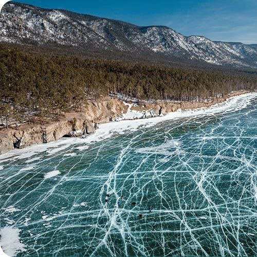 آهنگ جدید الان نبودم بغضتو ترکونده روی سیوشرت سفیدم